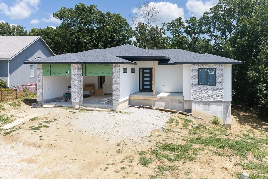 Listing Photo MLS #HMS2627042