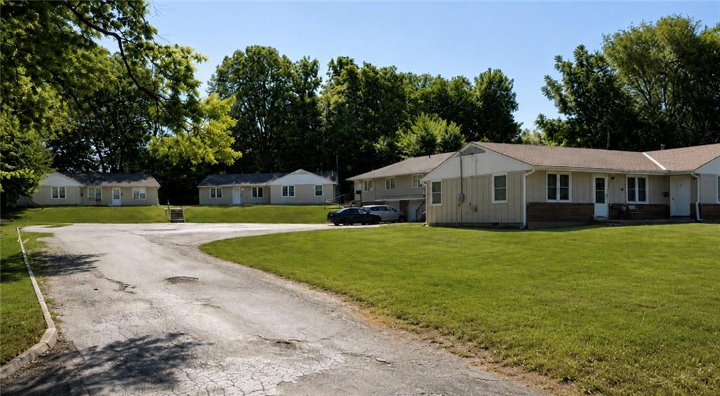 Listing Photo MLS #HMS2627261