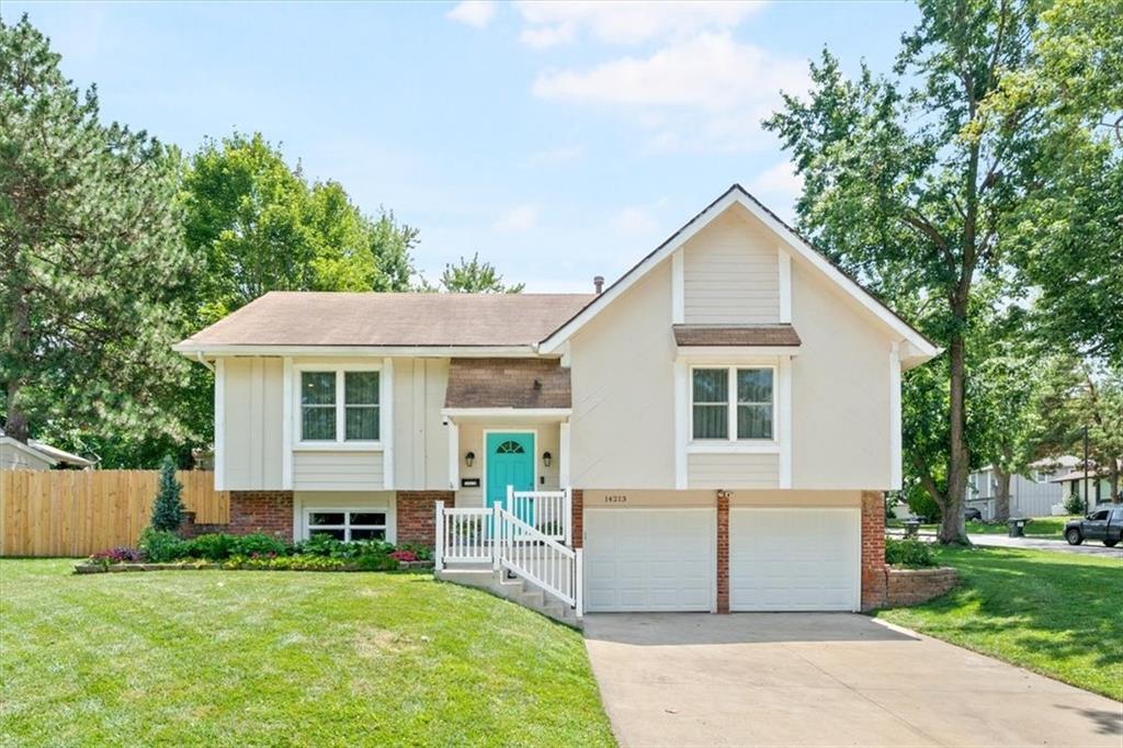 Listing Photo MLS #HMS2627413