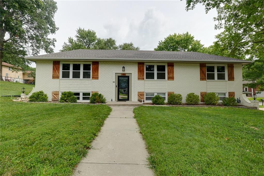 Listing Photo MLS #HMS2627421