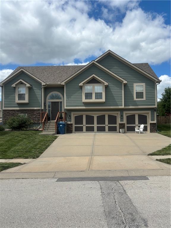 Listing Photo MLS #HMS2627553