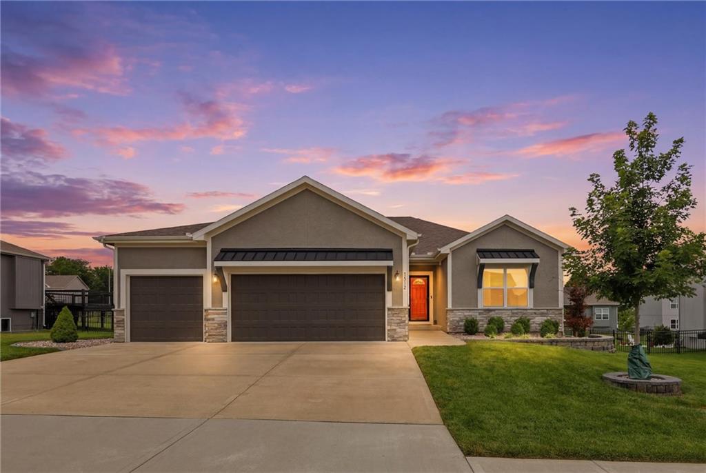 Listing Photo MLS #HMS2628090