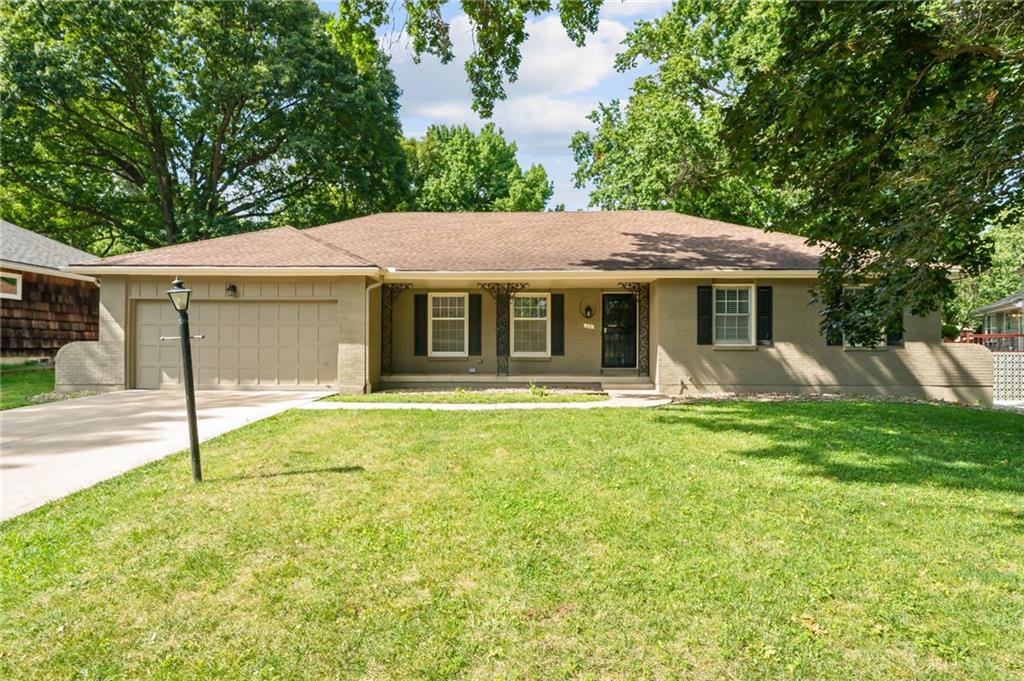 Listing Photo MLS #HMS2628187