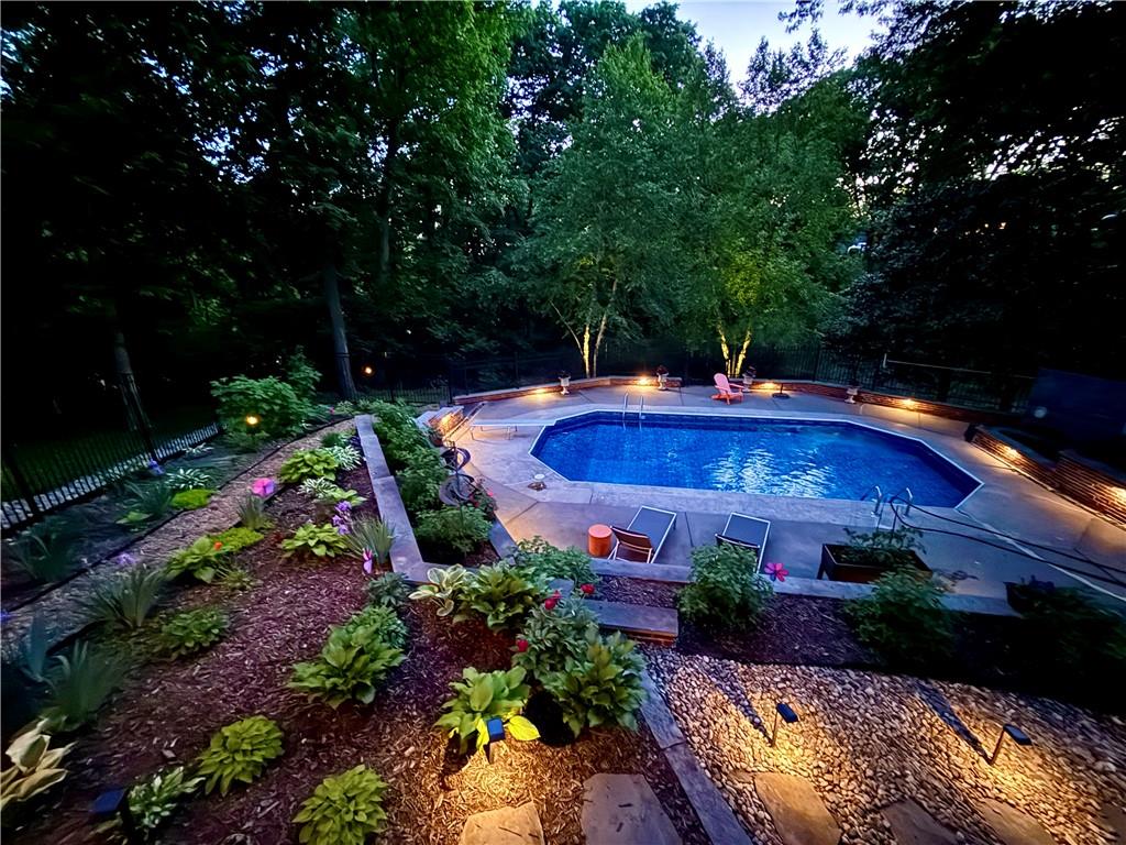 Listing Photo MLS #HMS2628736