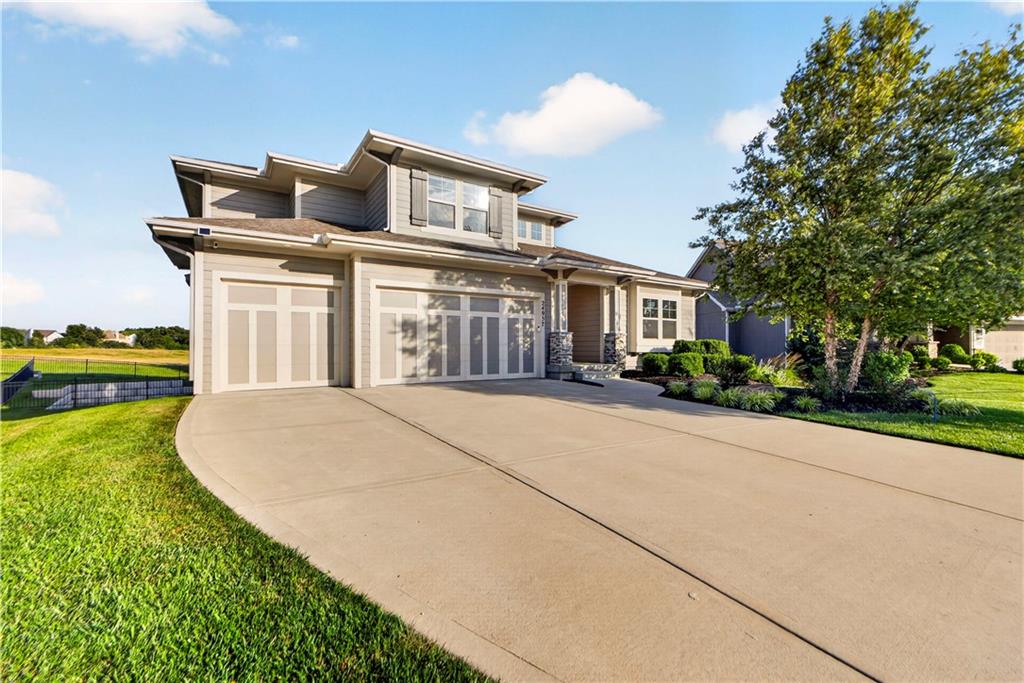 Listing Photo MLS #HMS2628807