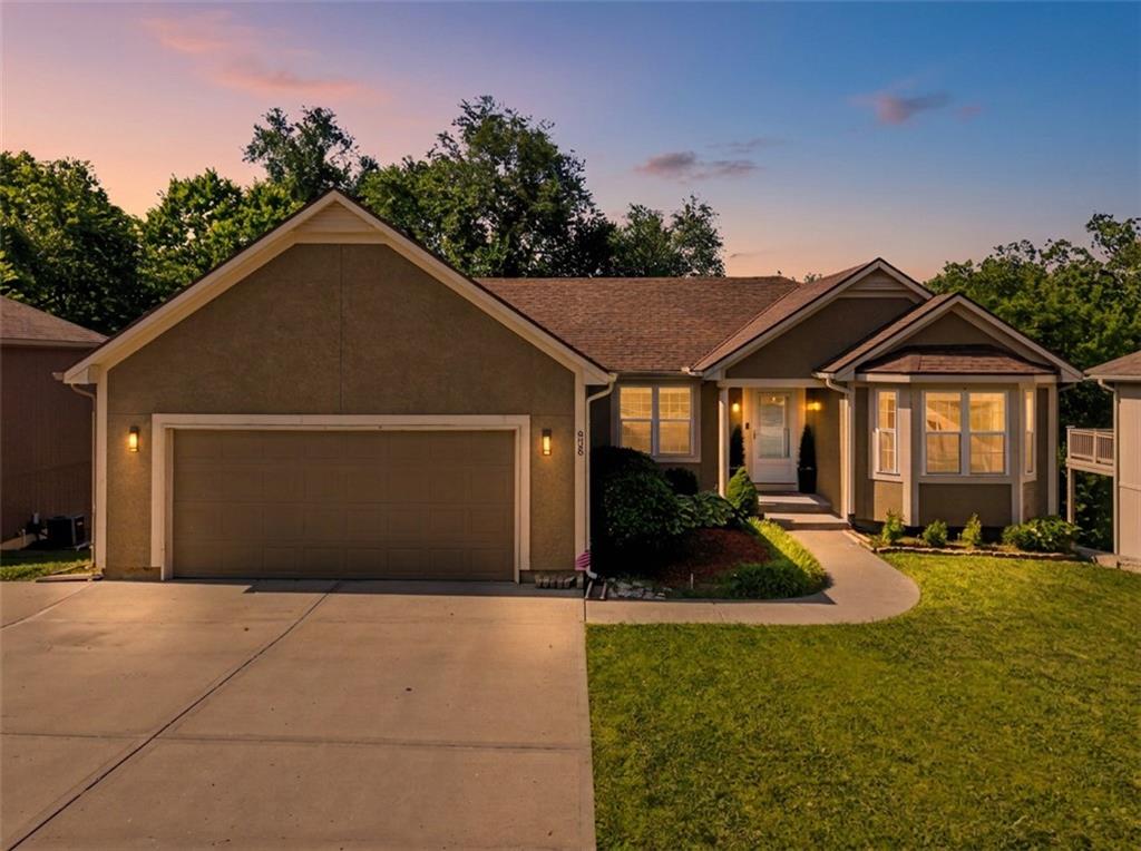 Listing Photo MLS #HMS2628863