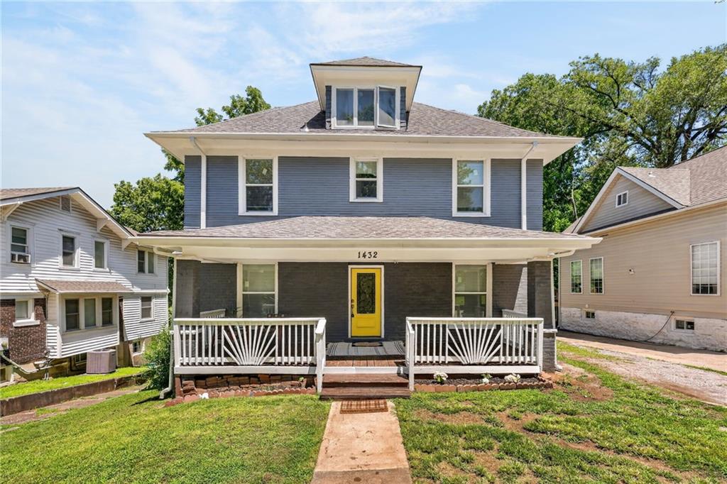Listing Photo MLS #HMS2629106