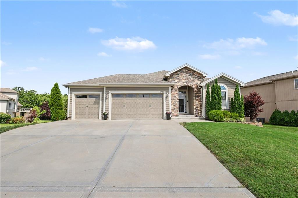 Listing Photo MLS #HMS2629377