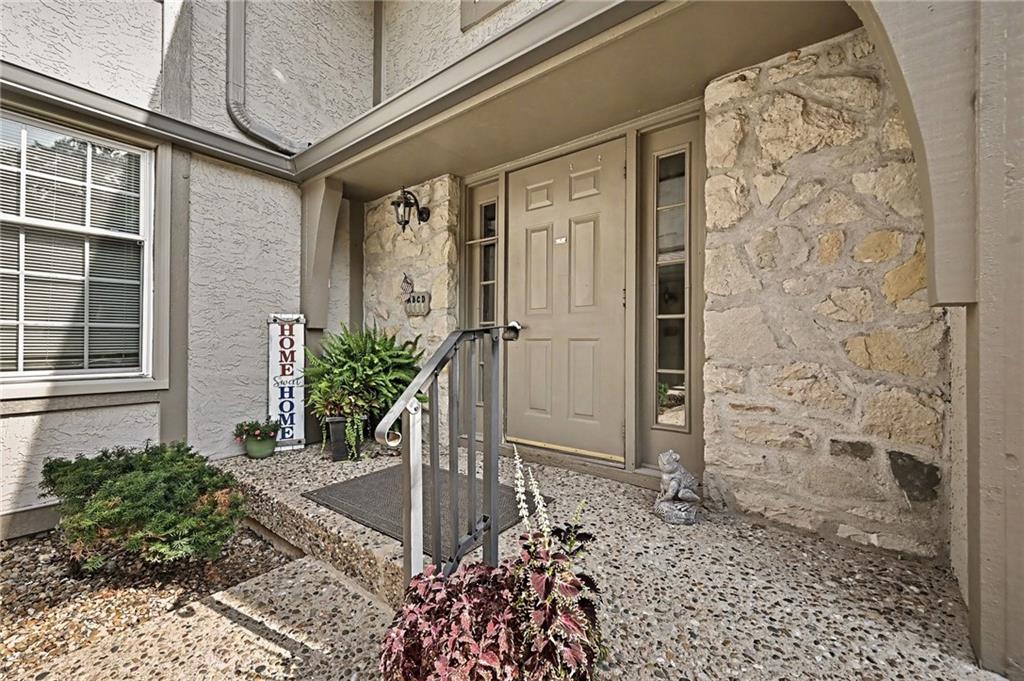 Listing Photo MLS #HMS2629794