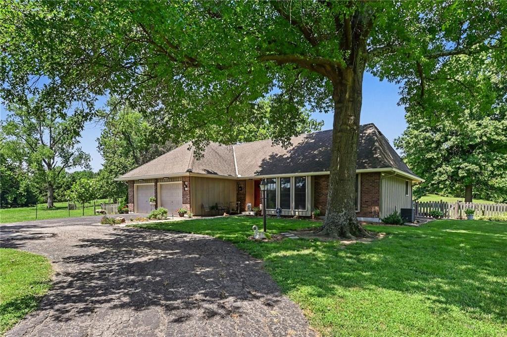 Listing Photo MLS #HMS2630165