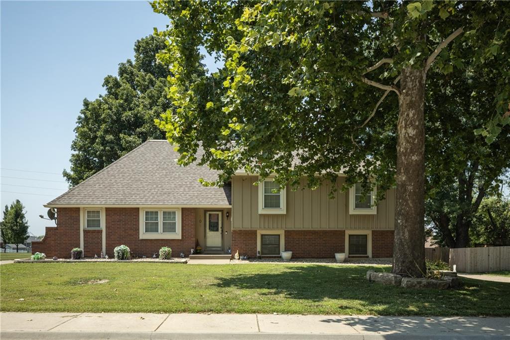 Listing Photo MLS #HMS2630178