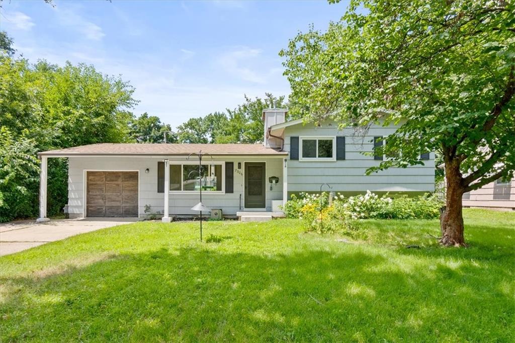 Listing Photo MLS #HMS2630280