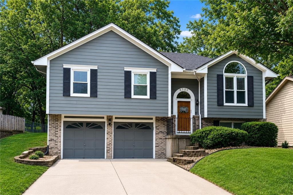 Listing Photo MLS #HMS2630342