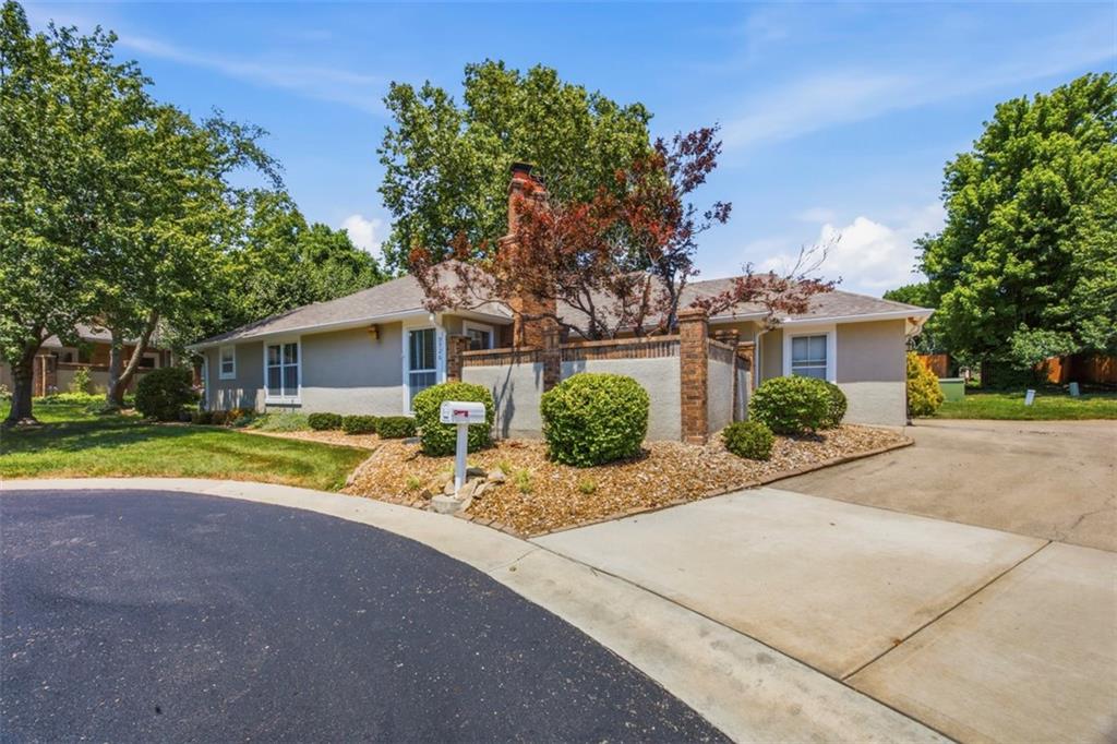 Listing Photo MLS #HMS2630524