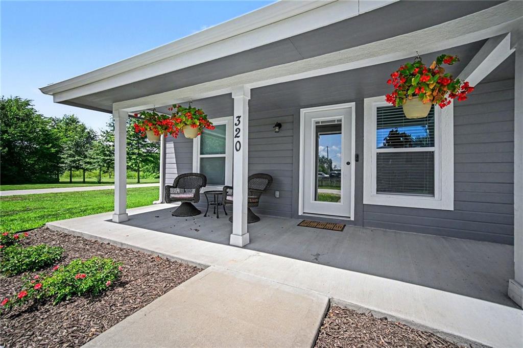 Listing Photo MLS #HMS2630886