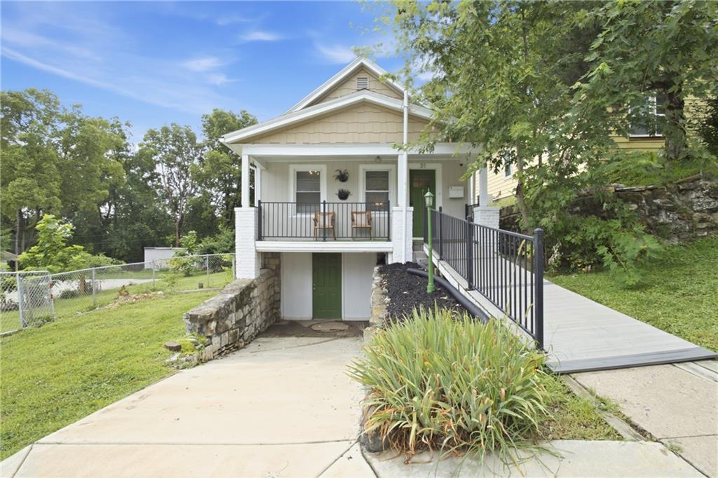 Listing Photo MLS #HMS2631117