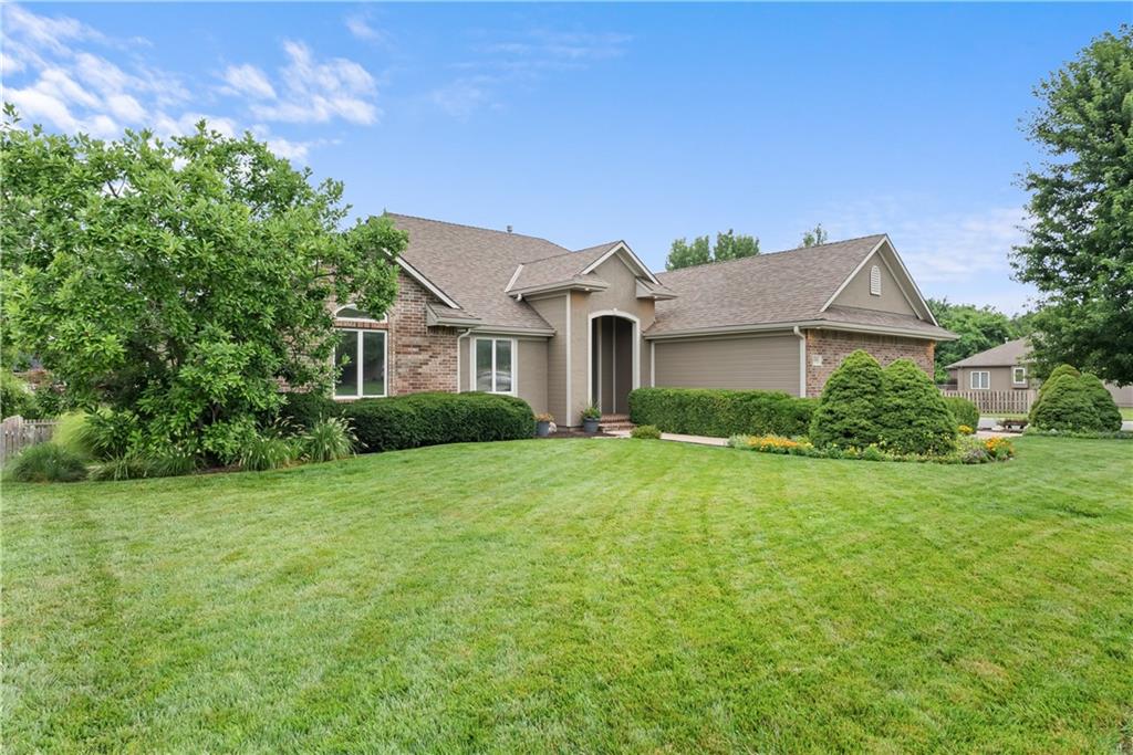 Listing Photo MLS #HMS2631166