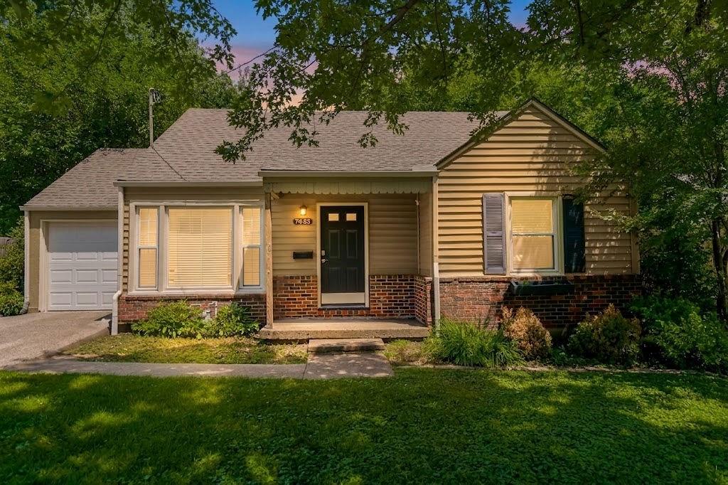 Listing Photo MLS #HMS2631328