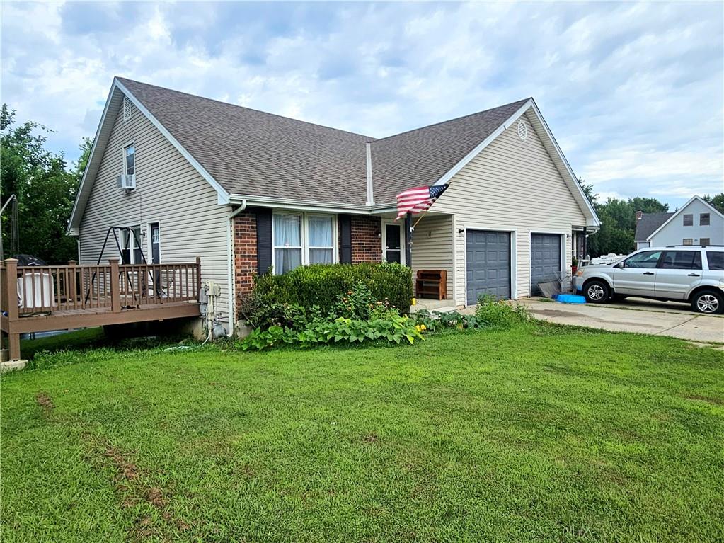 Listing Photo MLS #HMS2631528