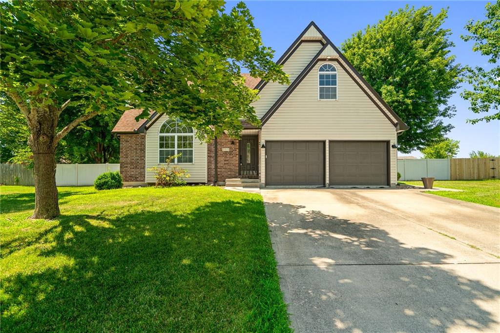 Listing Photo MLS #HMS2631547