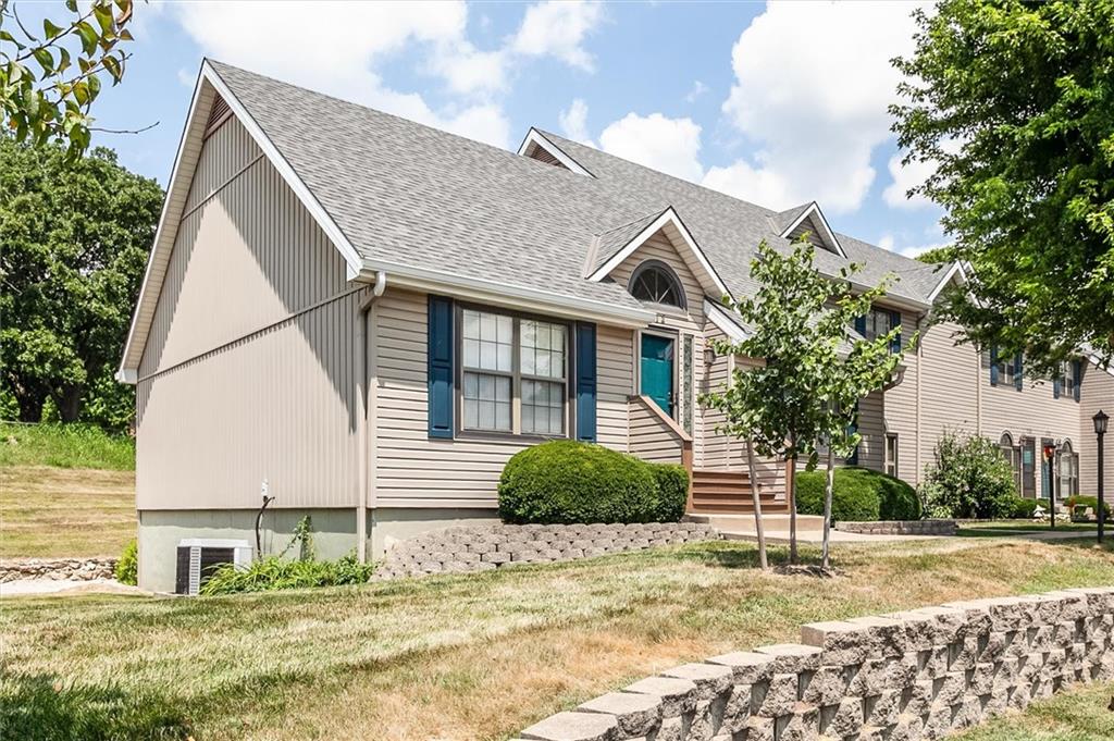 Listing Photo MLS #HMS2631787