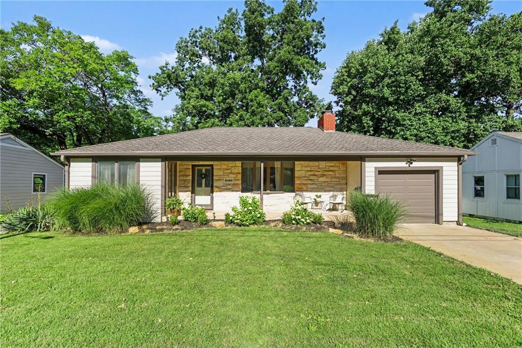 Listing Photo MLS #HMS2631799