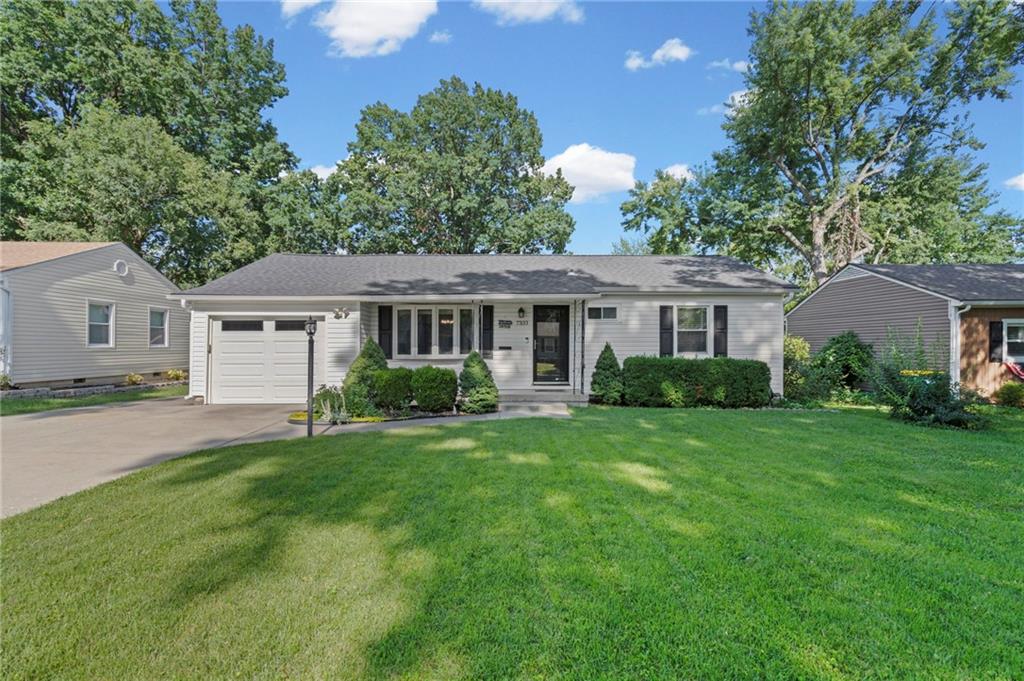 Listing Photo MLS #HMS2631869