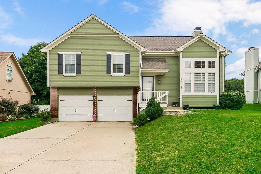 Listing Photo MLS #HMS2631941