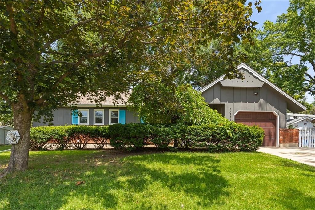 Listing Photo MLS #HMS2632109
