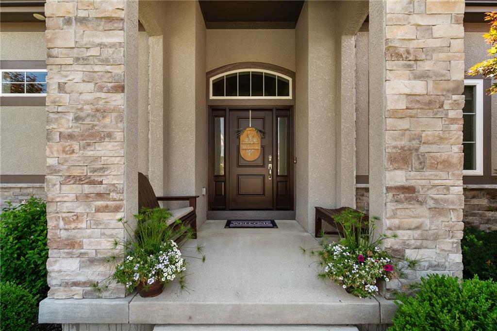 Listing Photo MLS #HMS2632115