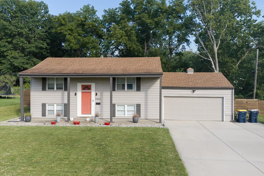 Listing Photo MLS #HMS2632205