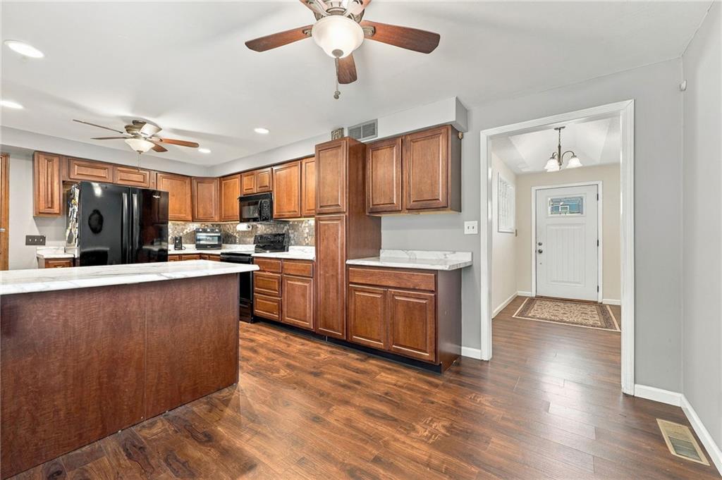 Listing Photo MLS #HMS2632356