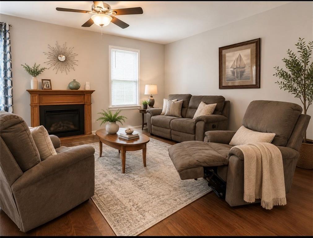 Listing Photo MLS #HMS2632433