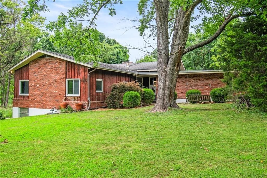 Listing Photo MLS #HMS2632585