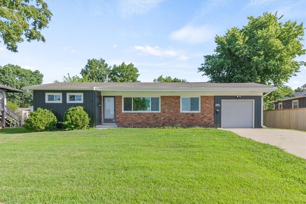 Listing Photo MLS #HMS2632914