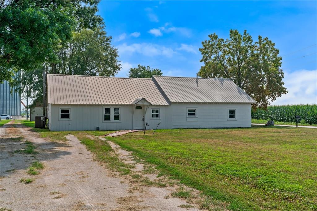 Listing Photo MLS #HMS2633233