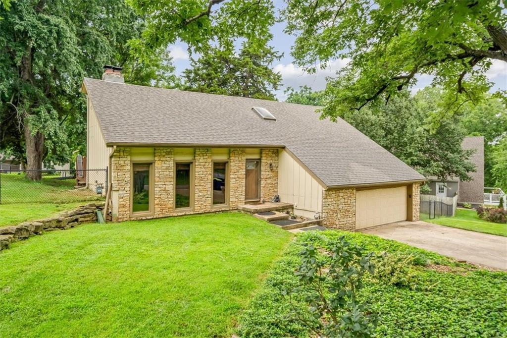 Listing Photo MLS #HMS2633925