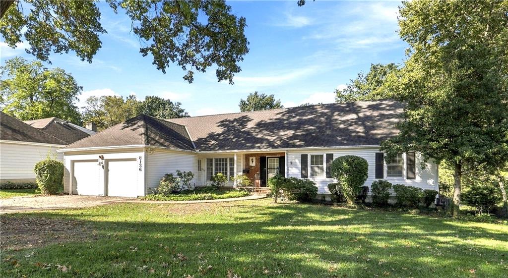 Listing Photo MLS #HMS2634142