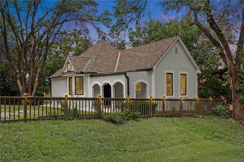 Listing Photo MLS #HMS2635252