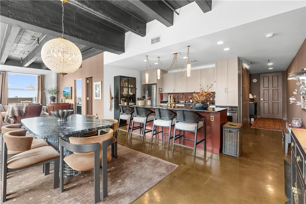 Listing Photo MLS #HMS2635713