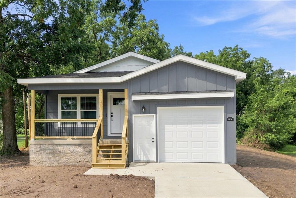 Listing Photo MLS #HMS2637056