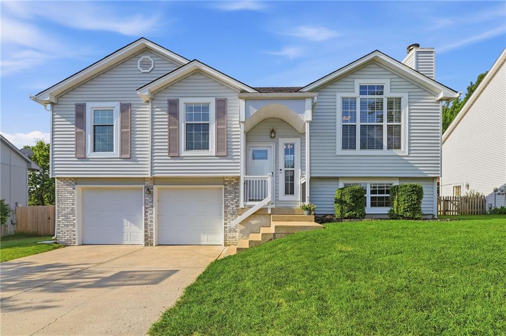 Listing Photo MLS #HMS2637110
