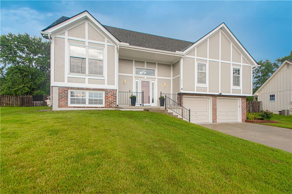 Listing Photo MLS #HMS2637122