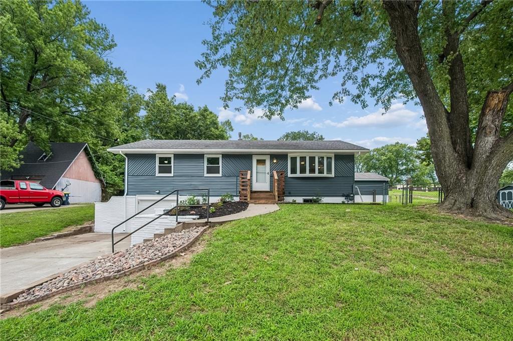Listing Photo MLS #HMS2637286