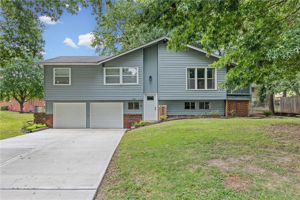 Listing Photo MLS #HMS2637516
