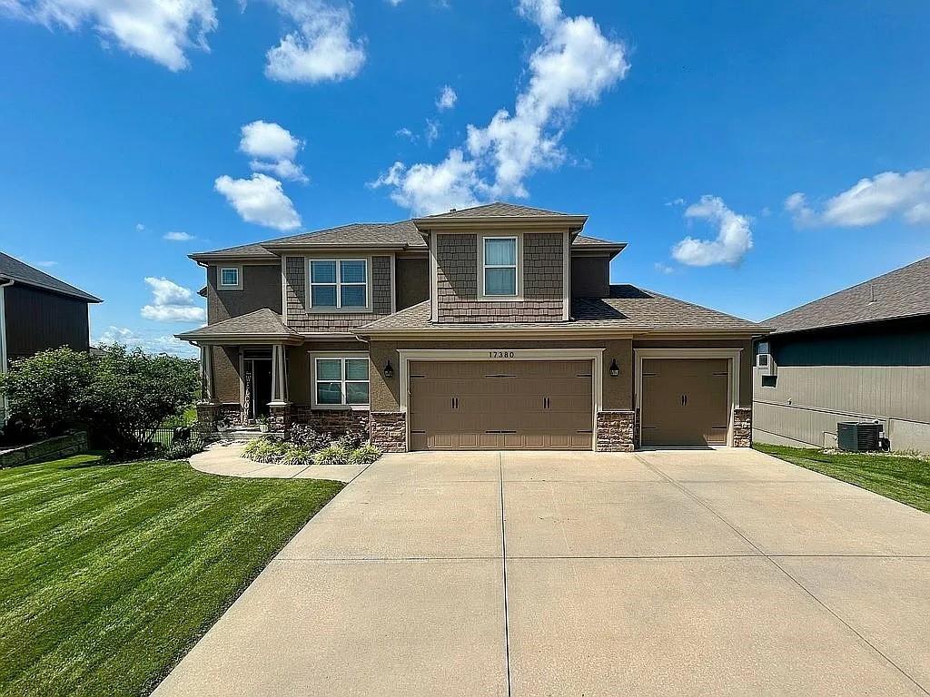 Listing Photo MLS #HMS2637731