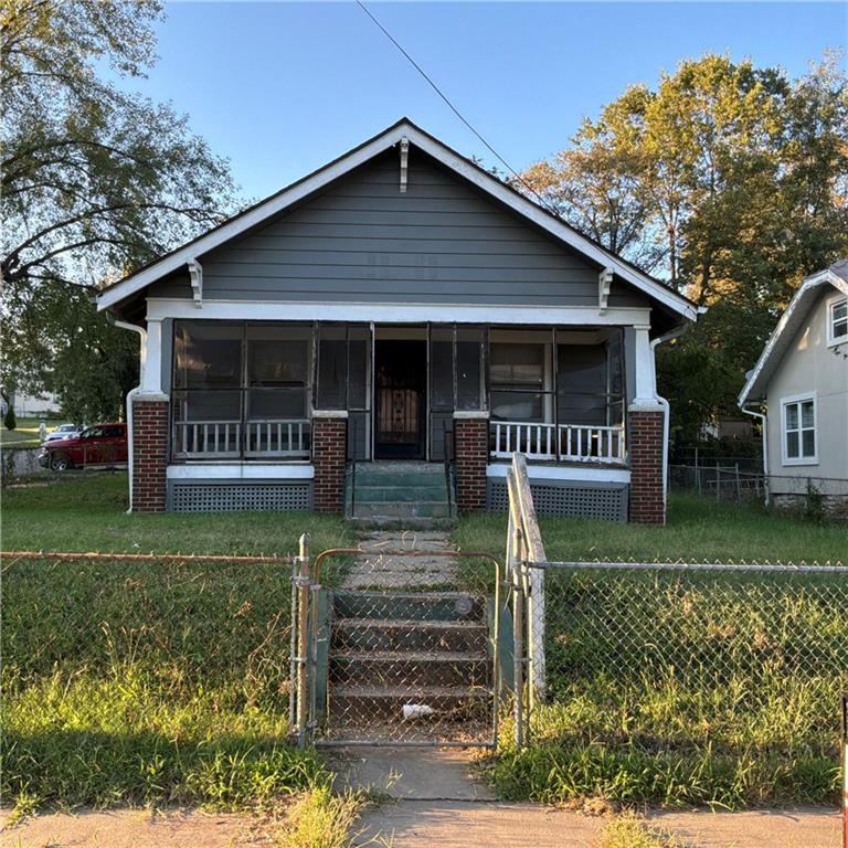 Listing Photo MLS #HMS2638780