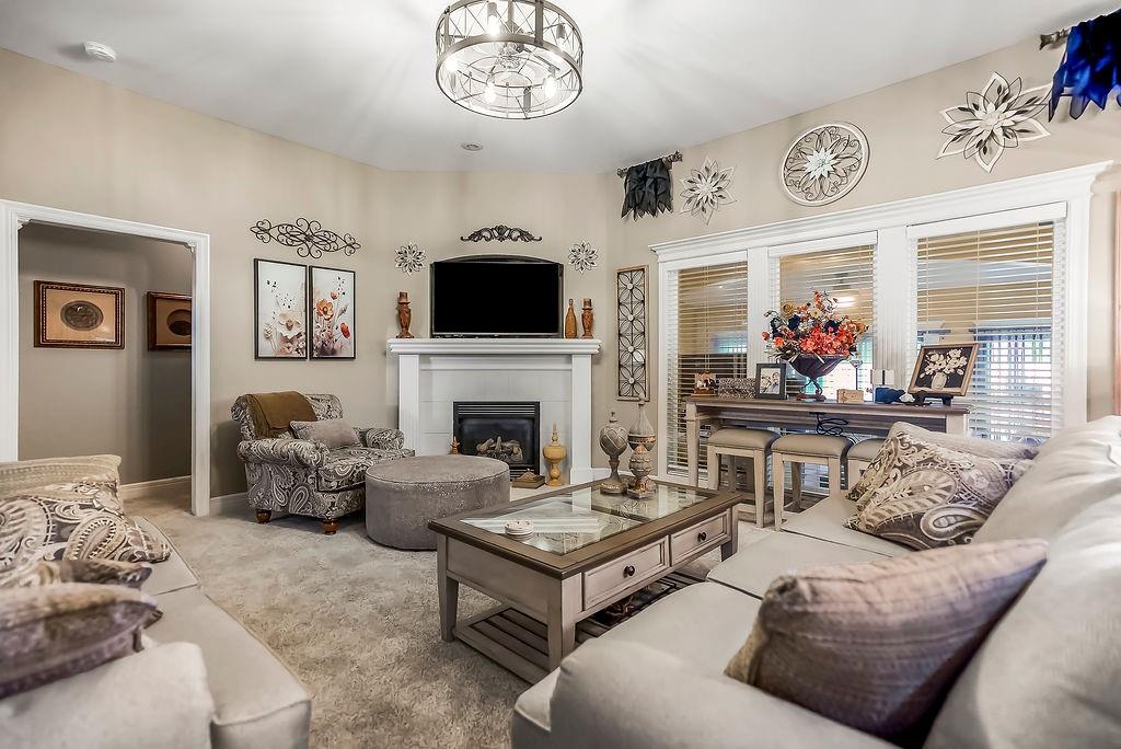 Listing Photo MLS #HMS2638874