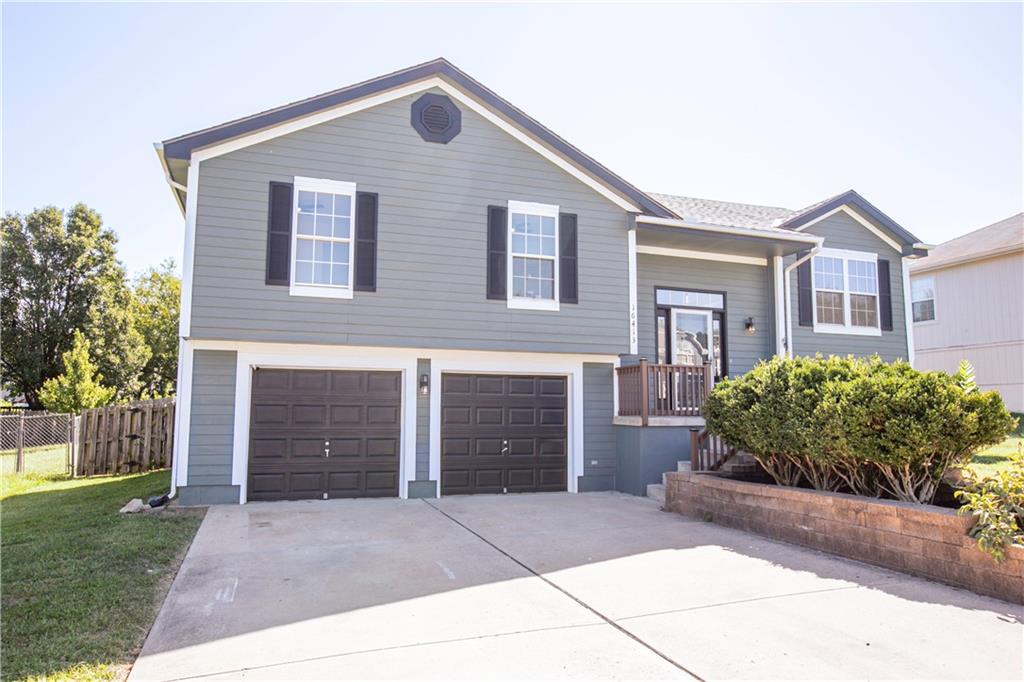 Listing Photo MLS #HMS2639079