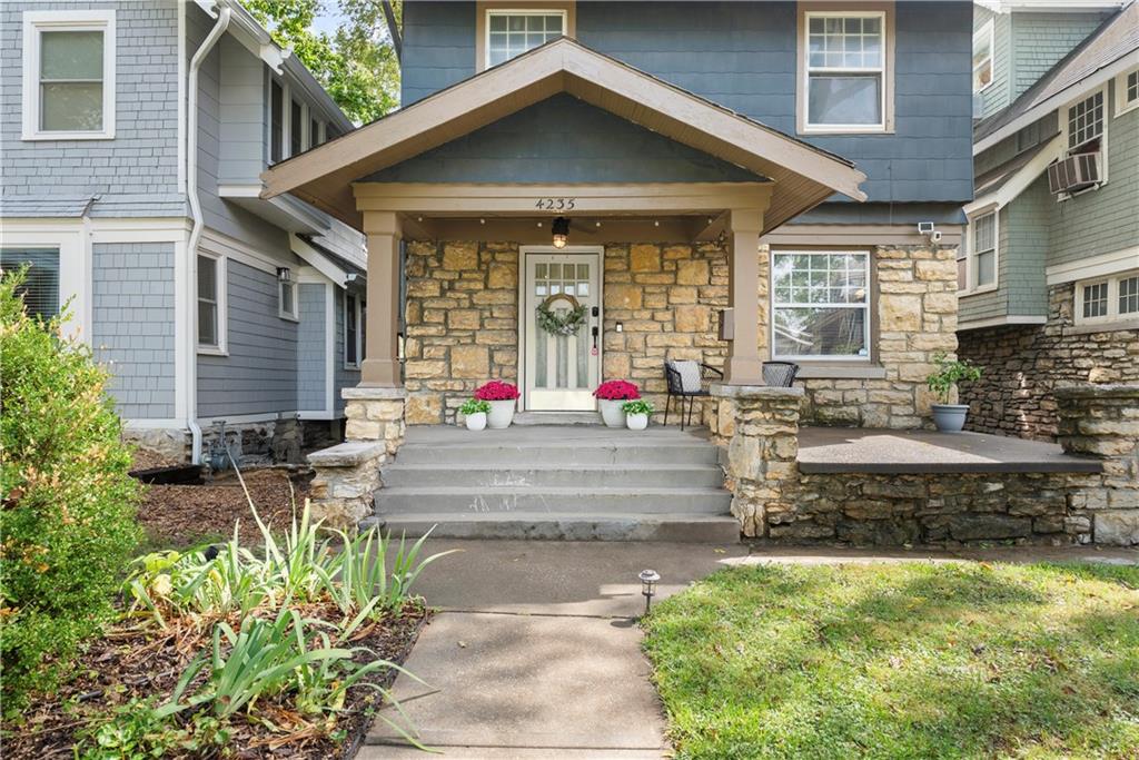 Listing Photo MLS #HMS2639496
